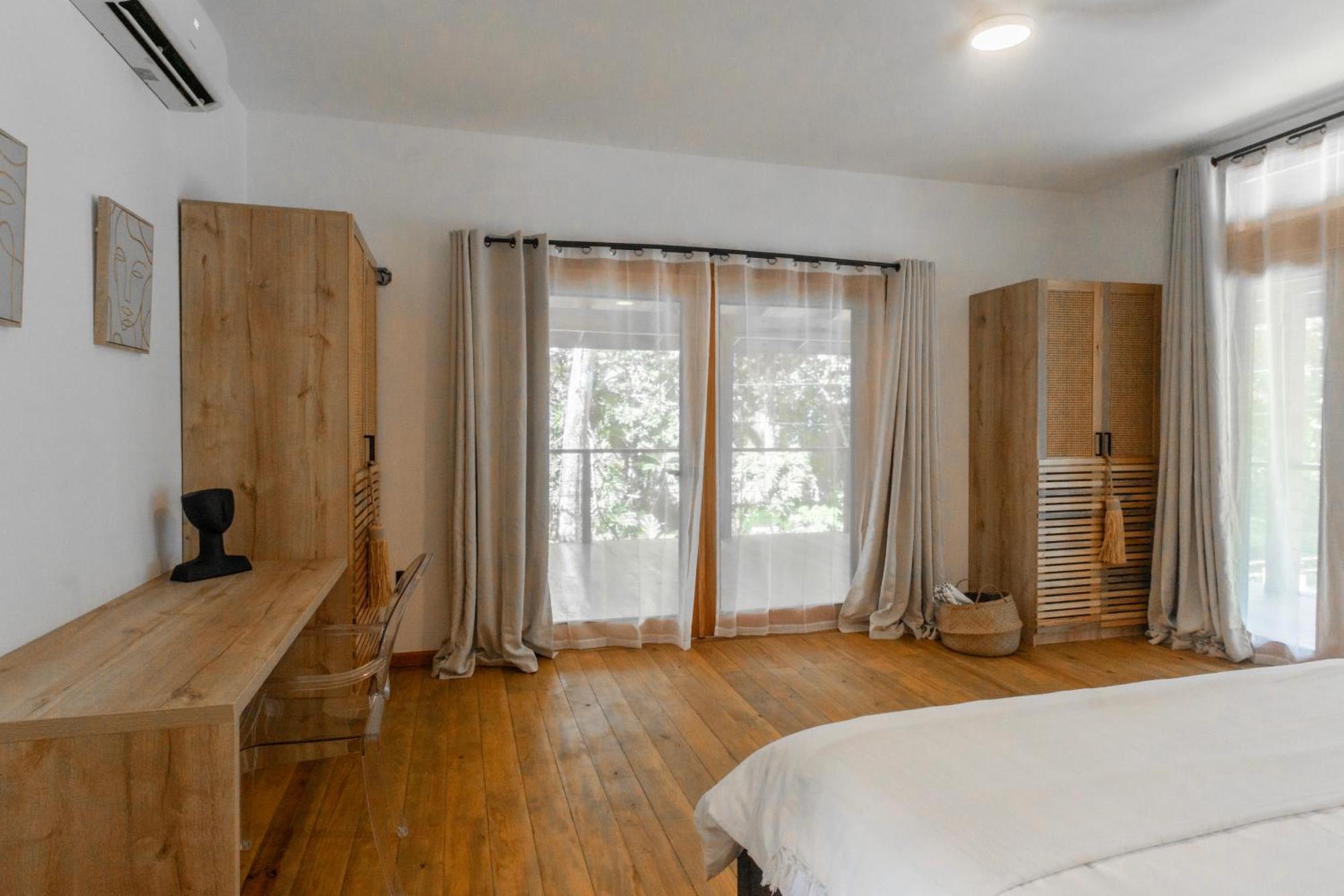 S Boutique Hotel Бокас Екстер'єр фото