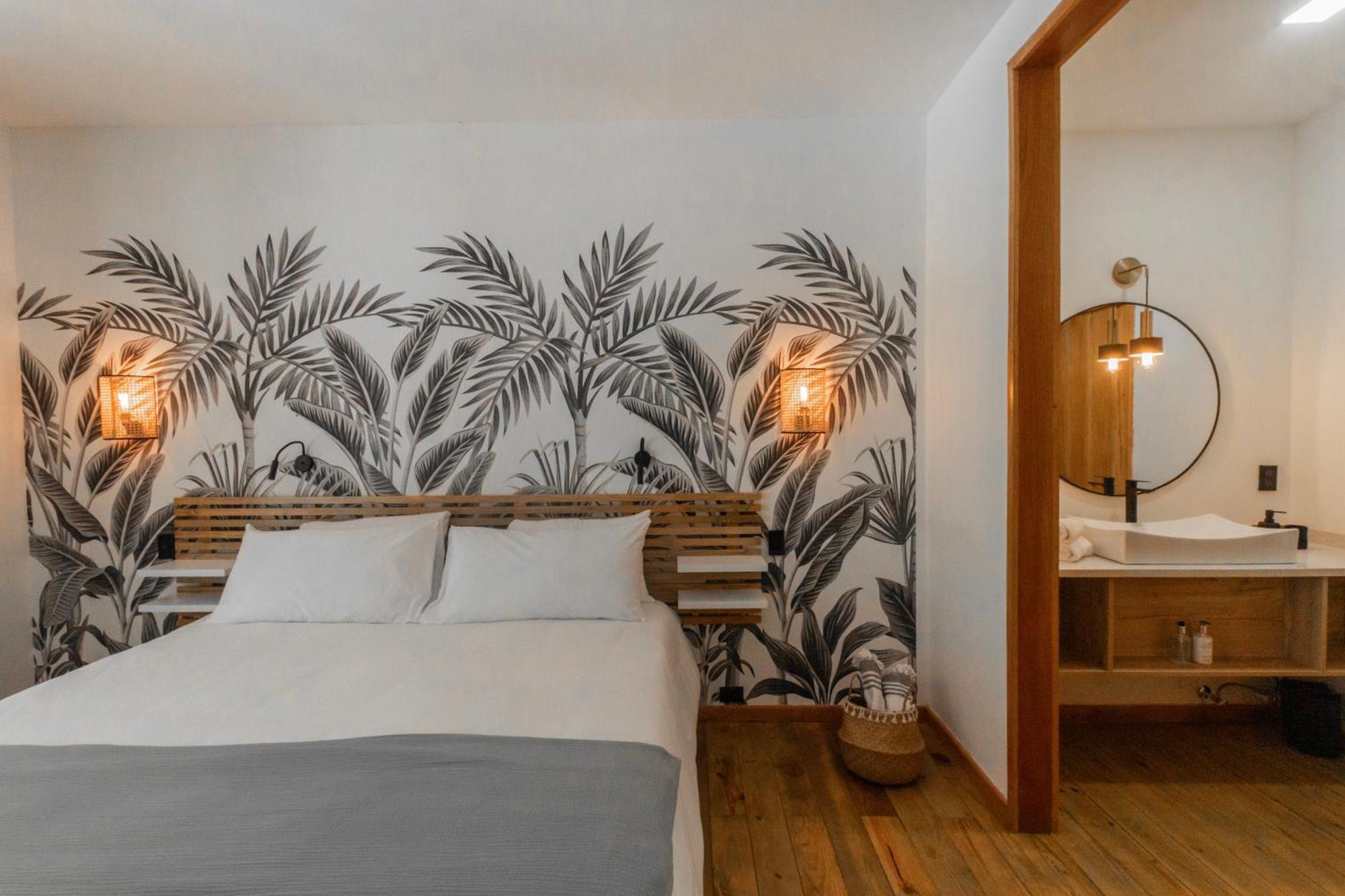 S Boutique Hotel Бокас Екстер'єр фото