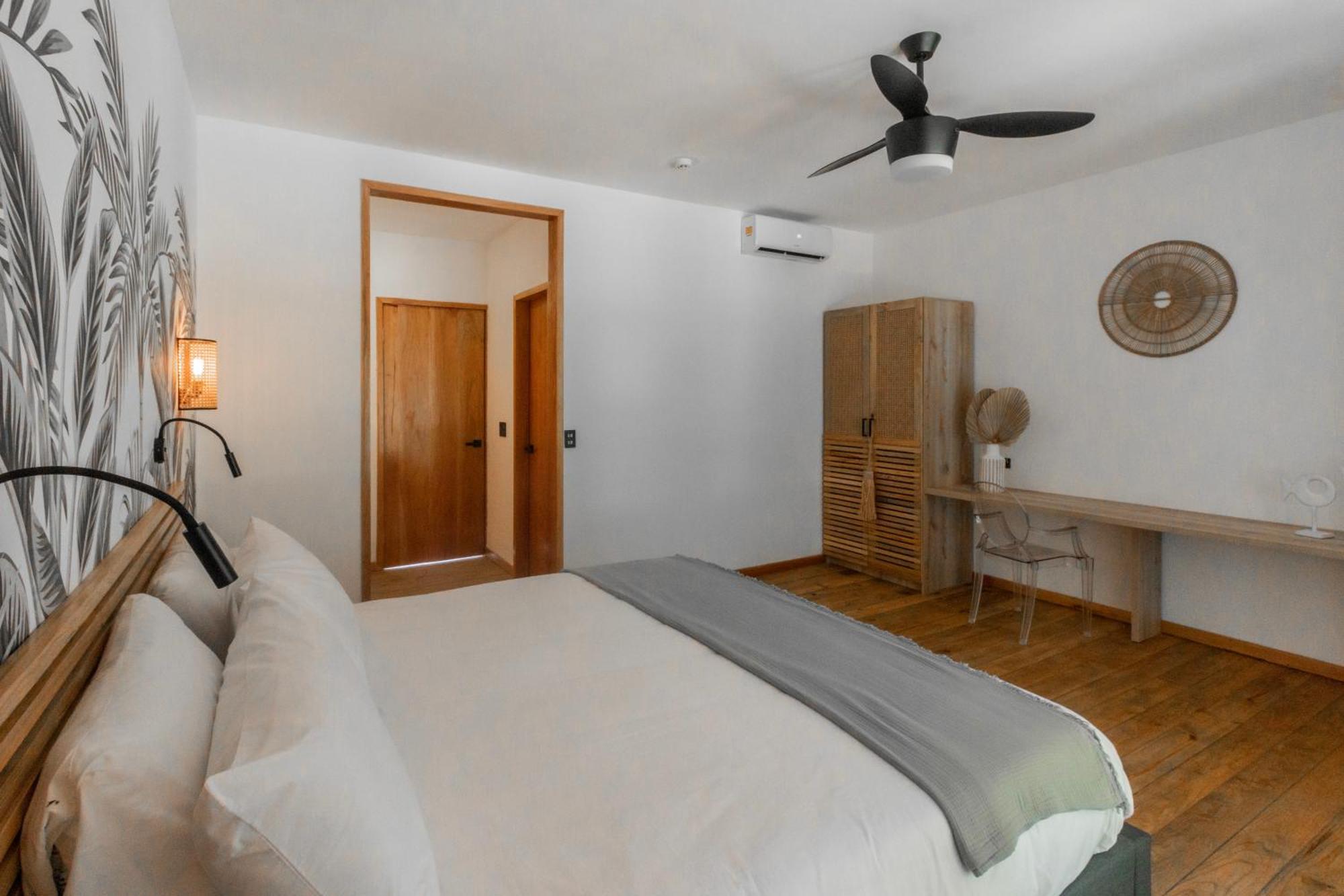 S Boutique Hotel Бокас Екстер'єр фото