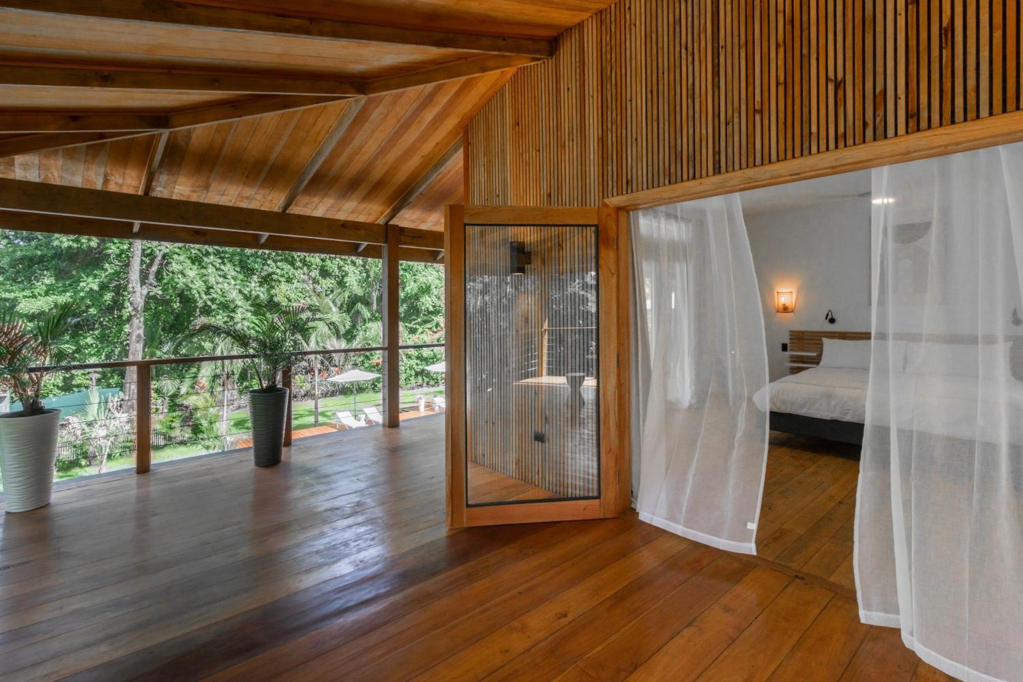 S Boutique Hotel Бокас Екстер'єр фото