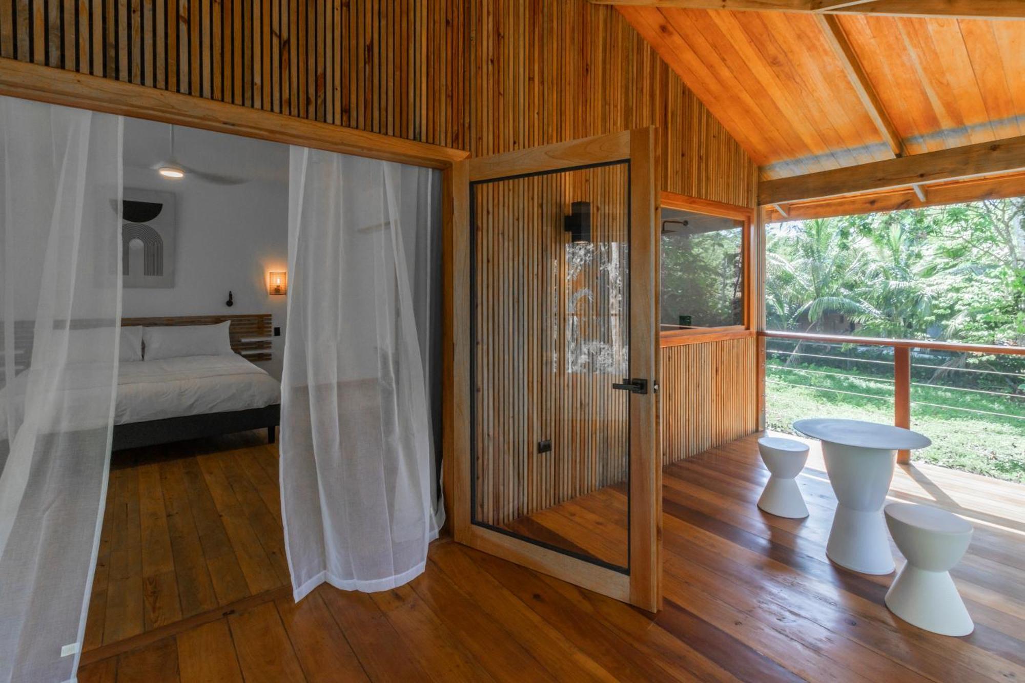 S Boutique Hotel Бокас Екстер'єр фото