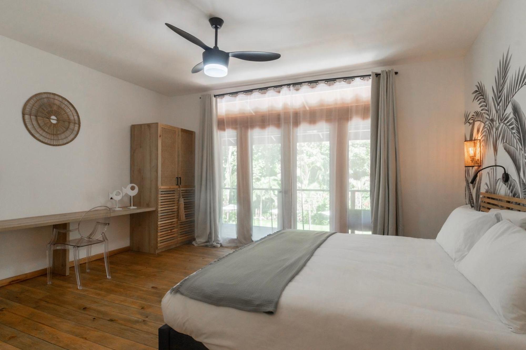 S Boutique Hotel Бокас Екстер'єр фото